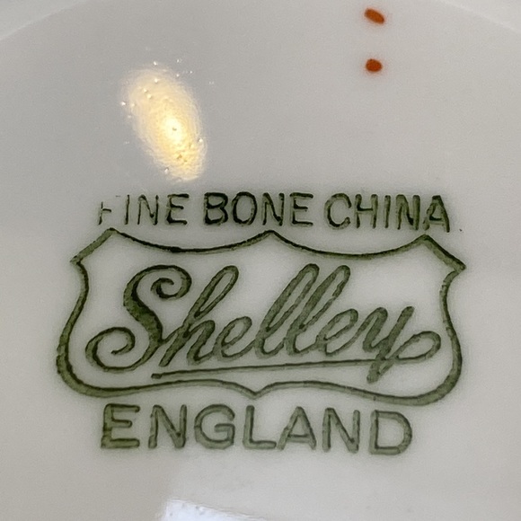 Vintage Shelley Fine Bone China White/gold trim Trinket dish - 4 1/2” x 1” - Picture 3 of 6